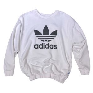 Vtg Adidas sweatshirt